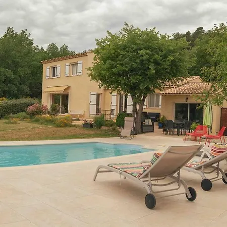 Calme Avec Piscine A Βίλα