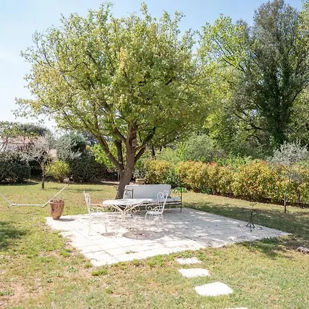 Calme Avec Piscine A Βίλα Gréoux-les-Bains